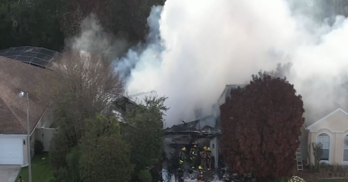 House fire rages in south Orange County, Orlando