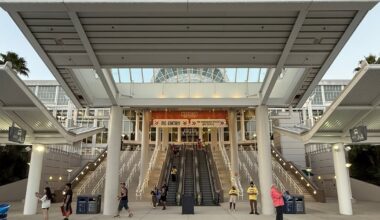 Pop Culture Fans Flock to MegaCon in Orlando