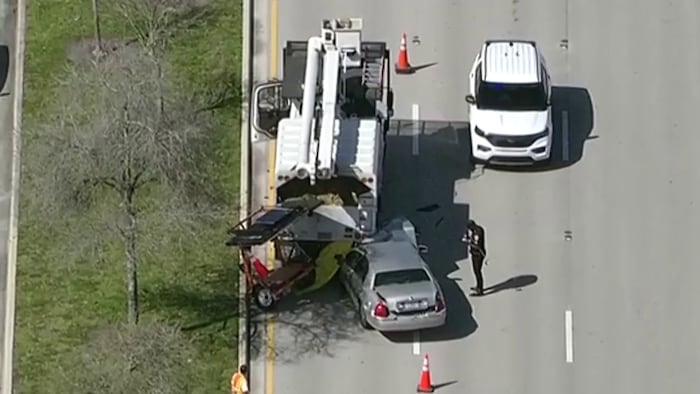 1 killed, 1 seriously hurt in crash on Flamingo Road in Davie