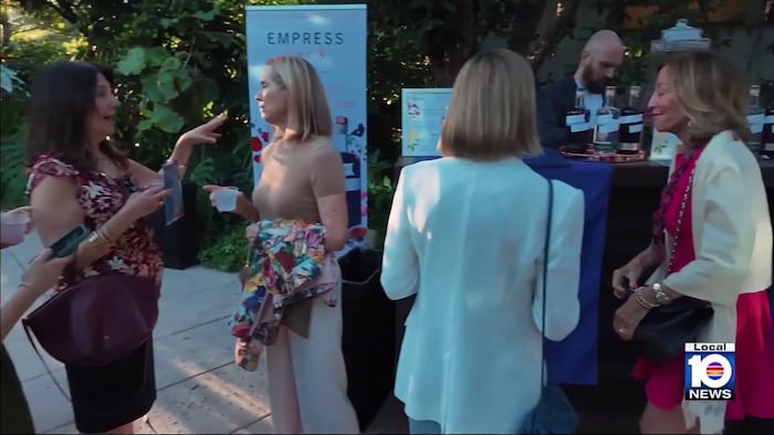 Botanical Gardens in Miami Beach host special night of fragrance fun