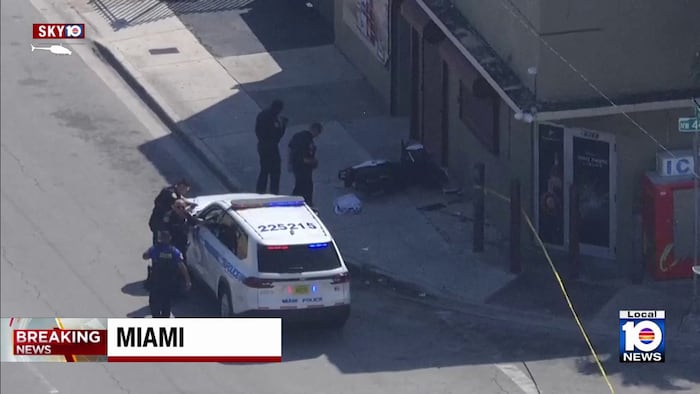 Man critical after crashing moped into Liberty City liquor store