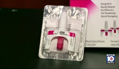 Some Broward lifeguards now carrying Narcan