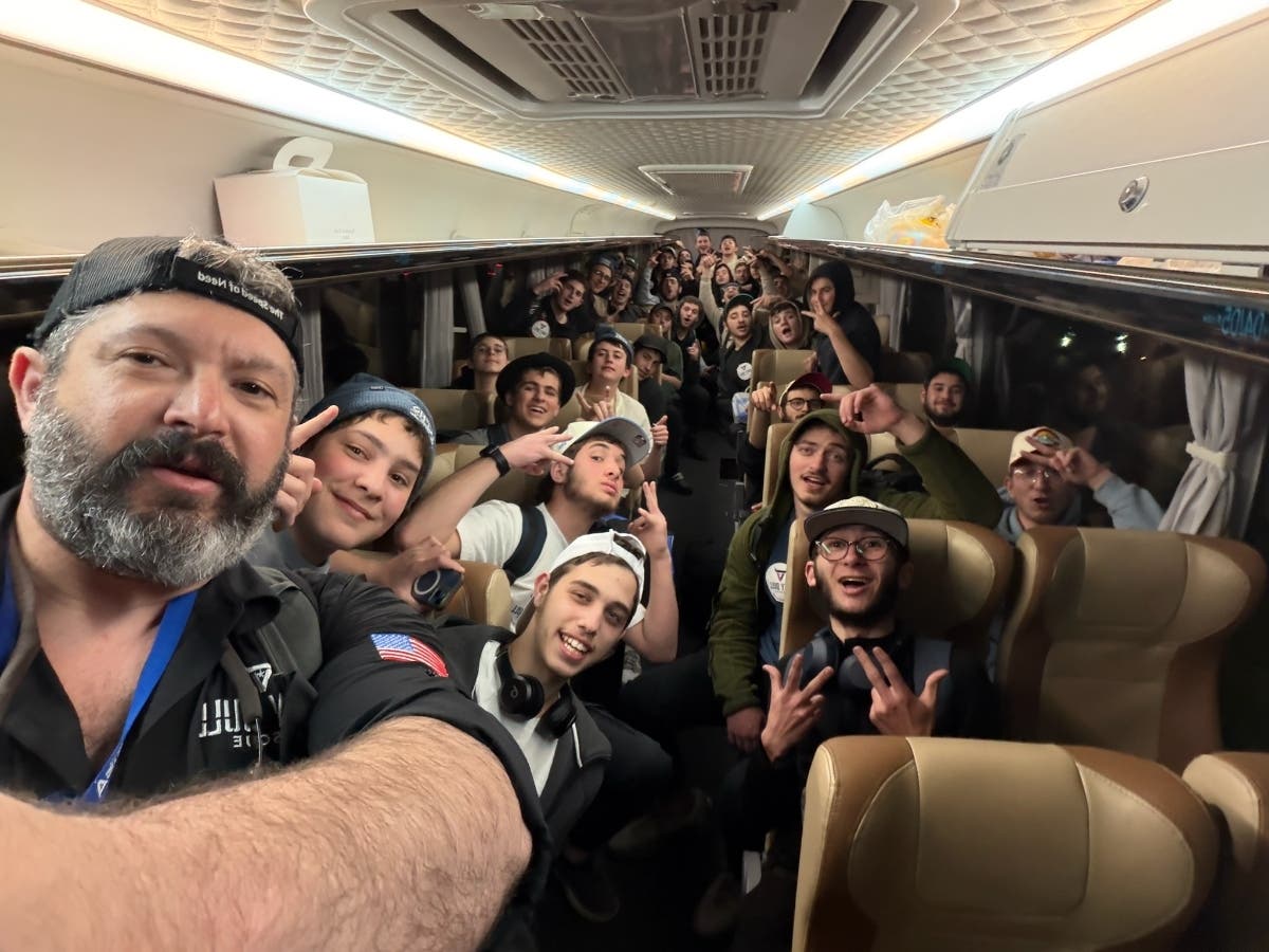 FL Church Members Escape Israel With Help From Tampa's Grey Bull Rescue