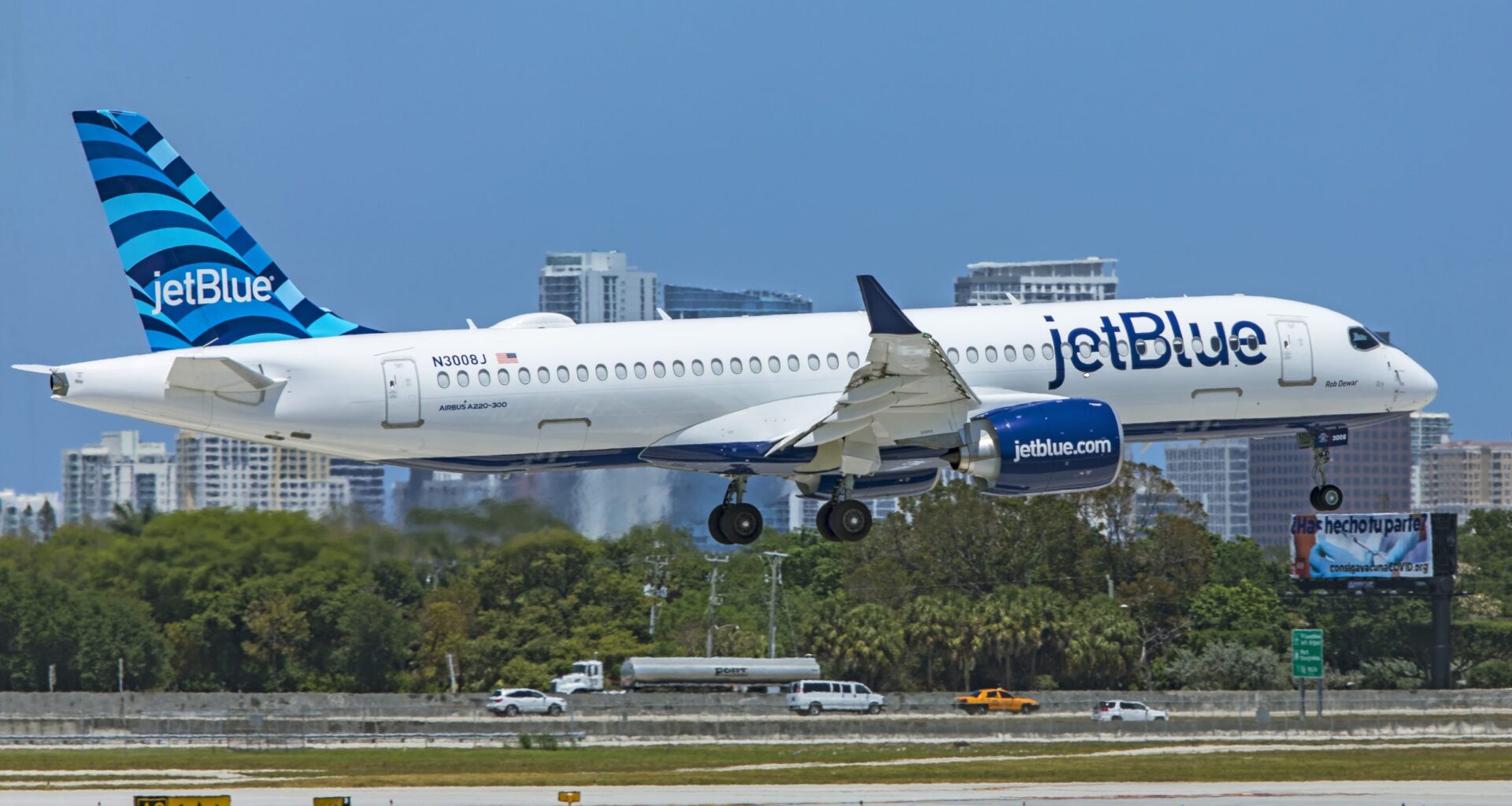 JetBlue Adds New Route, Expands Nine Others
