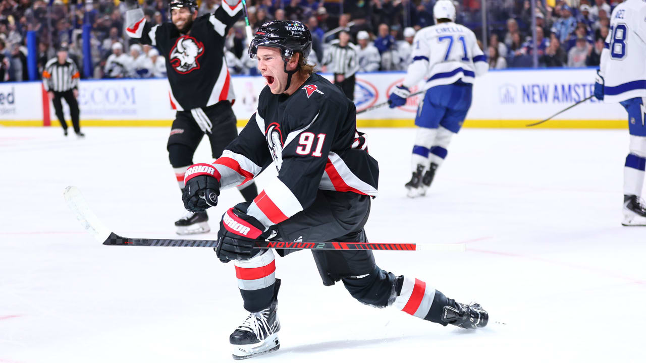 Sabres break tie late, edge Lightning in wild back-and-forth game for 7th straight win