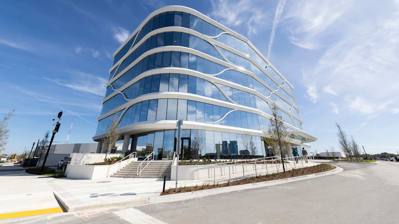 Jaguars Cut Ribbon on New Business Headquarters at One Tower Court