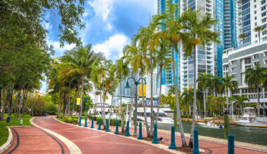 Fort Lauderdale's Most Fashionable Streets, Eats, And Views Thrive On This Artsy Riverwalk