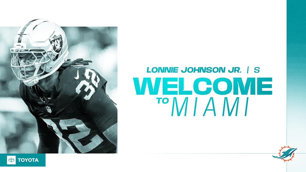 Dolphins sign Johnson Jr.