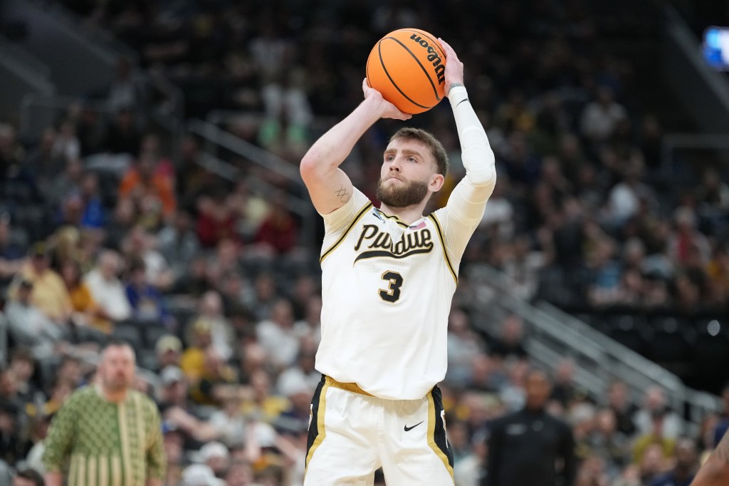 Purdue's Braden Smith (3) shoots a 3-point basket in an NCAA tournament game.
