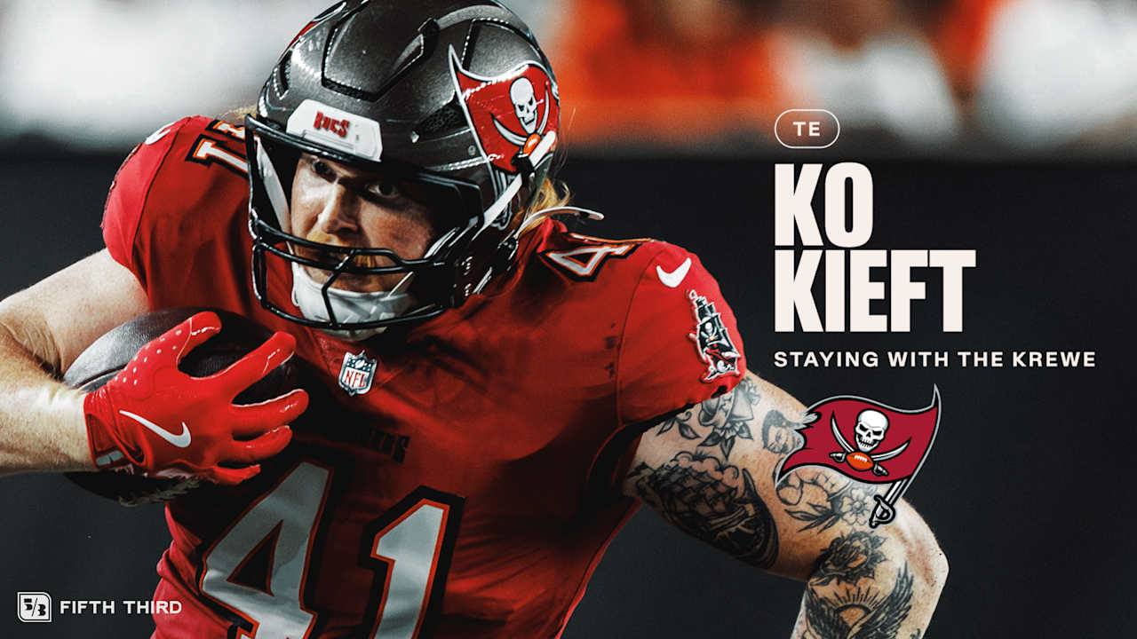 Bucs Re-Sign TE Ko Kieft