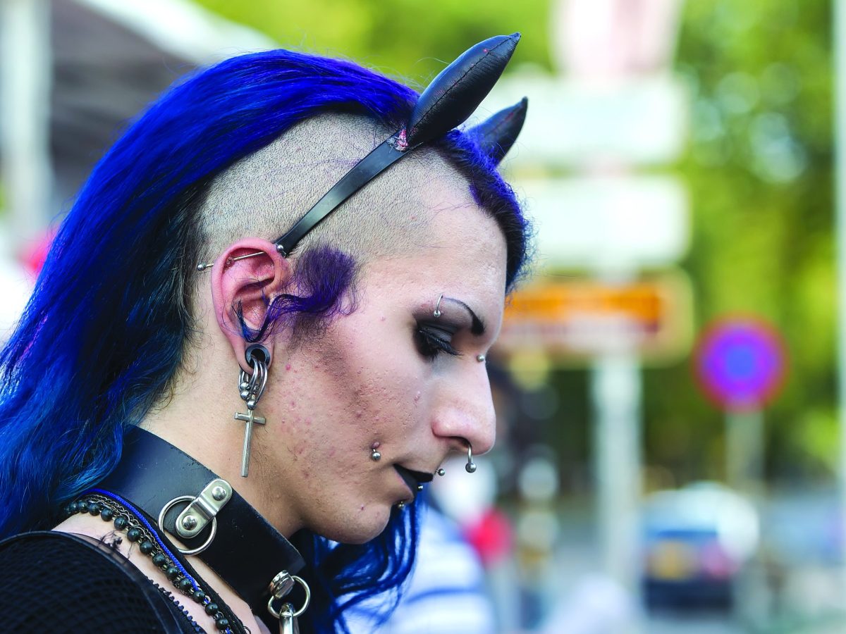 Ask a Dyke: How do I stop ghosting and keep connections?