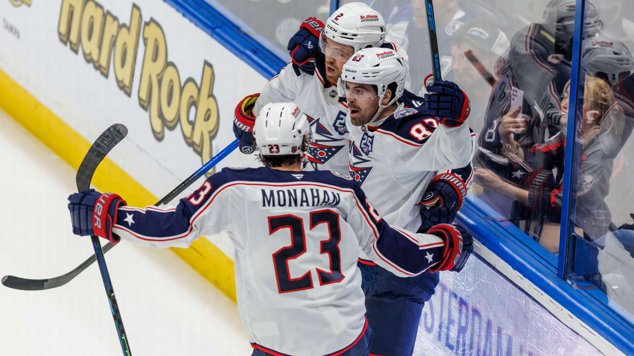 Garland scores twice again, Blue Jackets defeat Lightning to extend point streak to 7