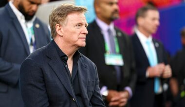 Florida AG warns NFL's Goodell to drop Rooney Rule or face legal action