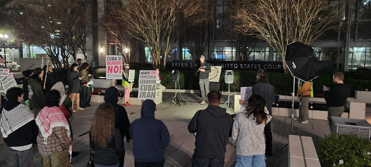 Jacksonville protest against U.S. wars.