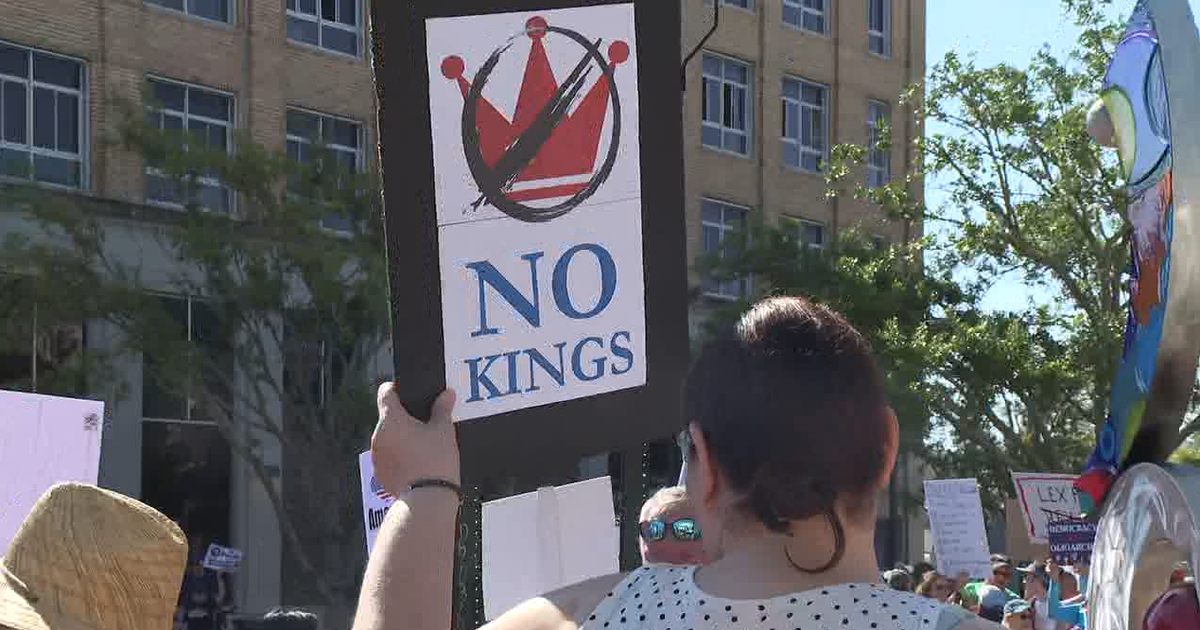 No Kings protests: Photos, videos from Orlando, Central Florida rallies