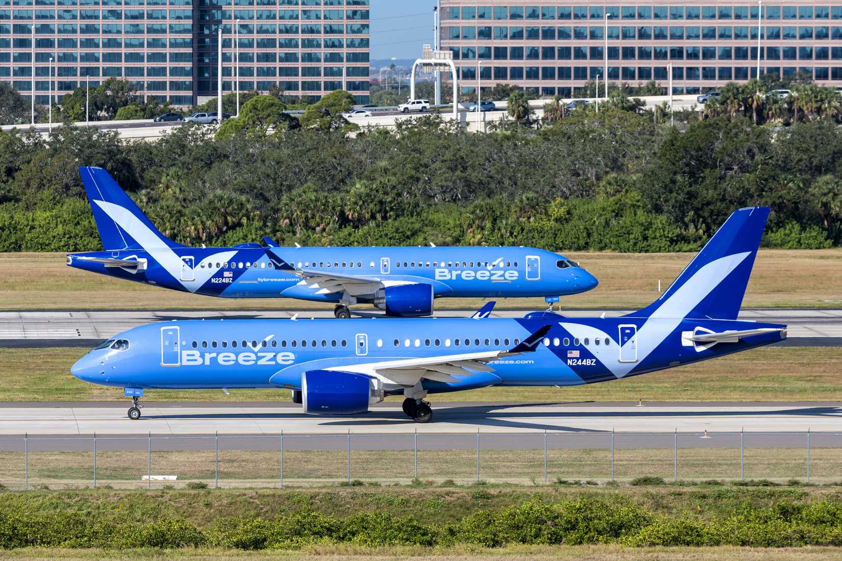 Breeze A220s Taxiing In Tampa