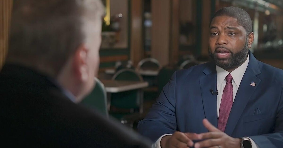 Florida Rep. Byron Donalds, a Republican gubernatorial hopeful, admits to selling marijuana as a teen