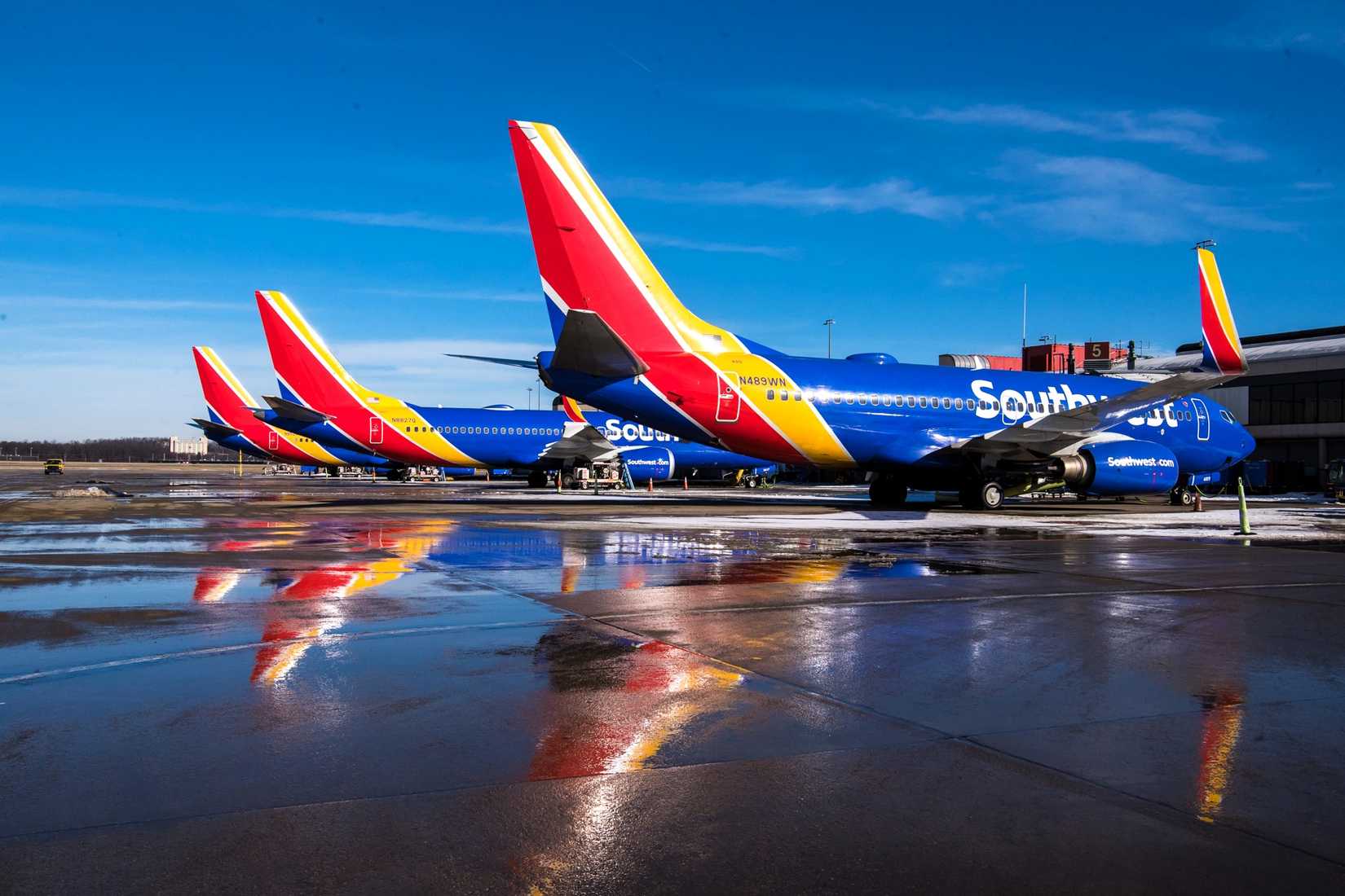 Southwest Boeing 737s at Pittsburgh