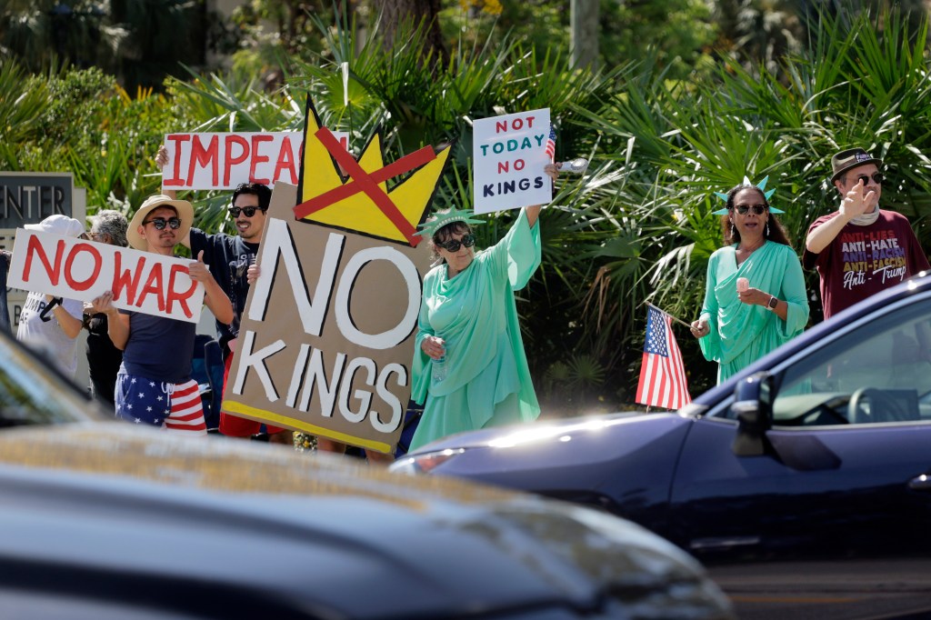 Thousands in South Florida join nationwide 'No Kings' protests