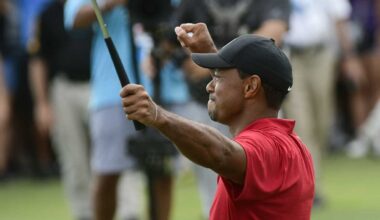 Tiger Woods arrested, accused of DUI in South Florida rollover crash