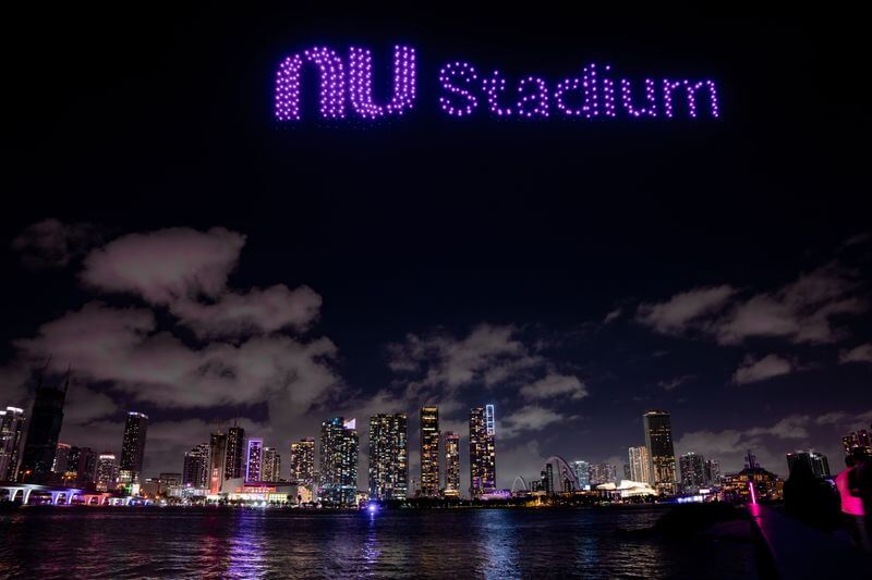 A lights show in Miami following the sponsorship agreement 