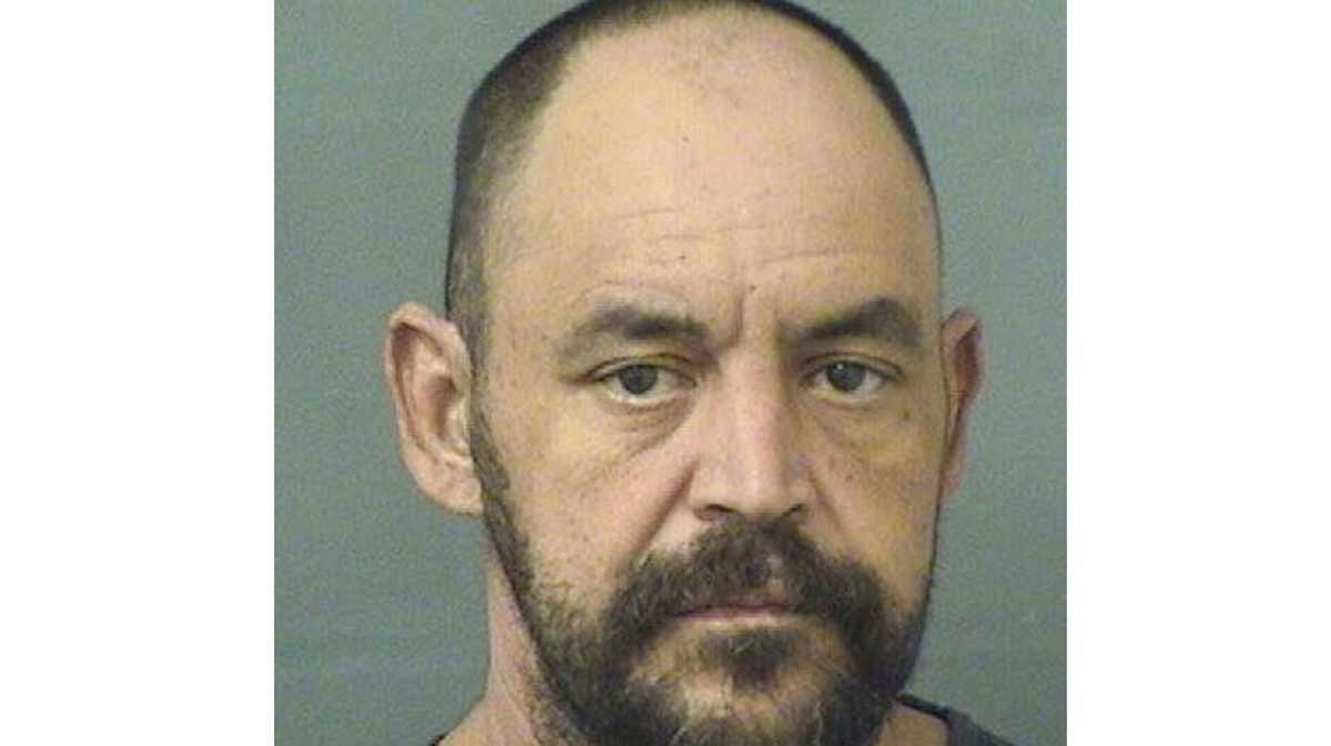 Palm City man arrested for illegal tire dumping