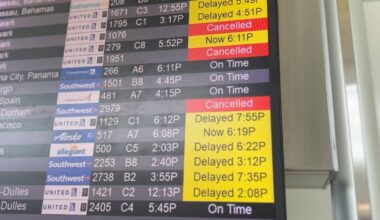 South Florida travelers face delays ... but it's not TSA-related