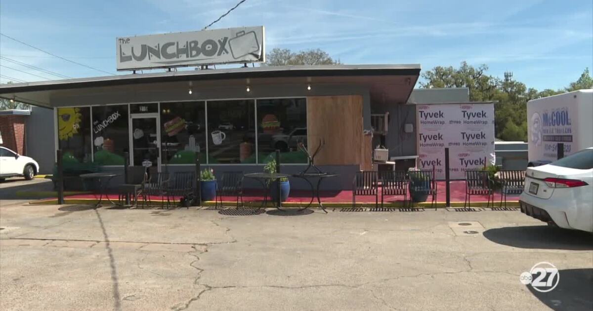 The Lunchbox to reopen Thursday after car crashed into the building