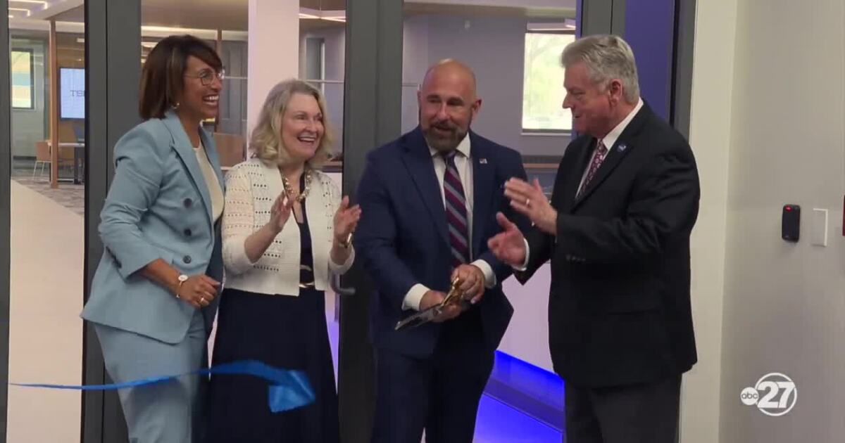 Tallahassee State College opens innovation hub to prep students for workforce