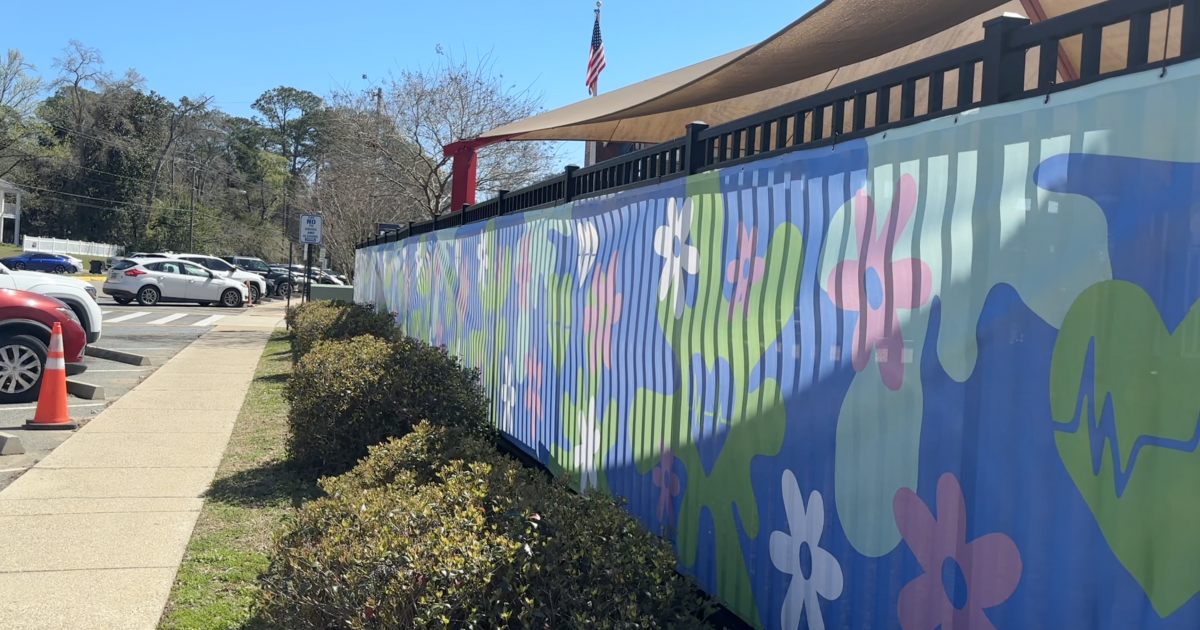 Students see artwork return to Hartsfield Elementary after crosswalk removal