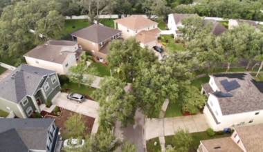 Mortgage rates drop below 6% for the first time since 2022