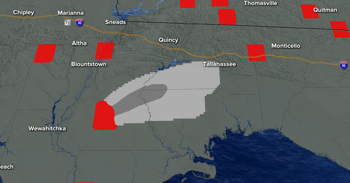 Liberty county wildfire causing smoky skies in Tallahassee