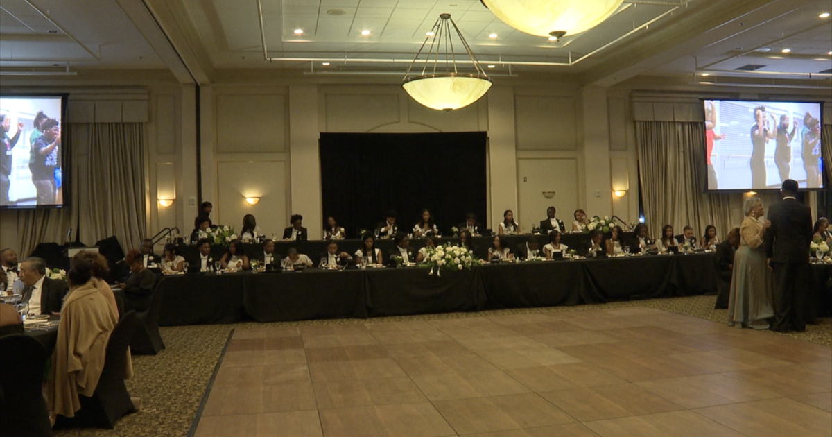 Tallahassee high school seniors celebrated at 16th Annual Links Beautillion