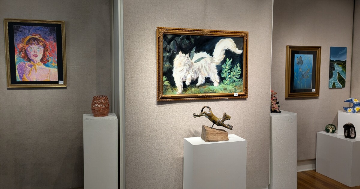 Leon County high school artists exhibit their best work at LeMoyne's gallery