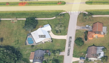 Three-vehicle crash involving school bus injures one child in Port St. Lucie