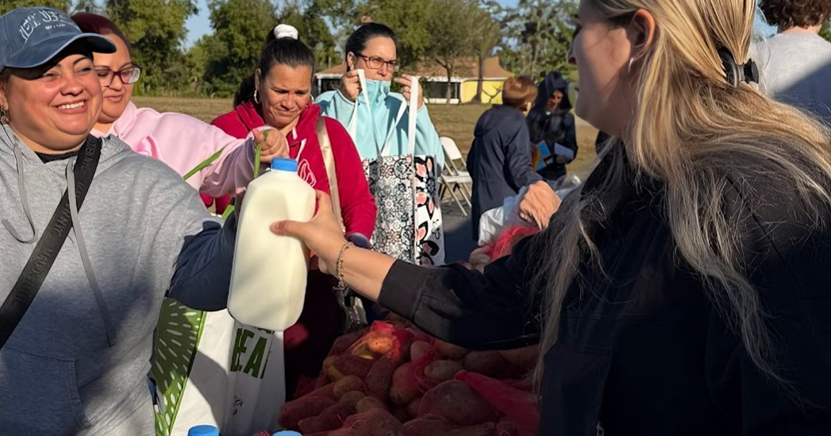 Florida Dairy Farmers donate $10,000 to Harry Chapin Food Bank to enhance nutrition education, access to dairy | WGCU News