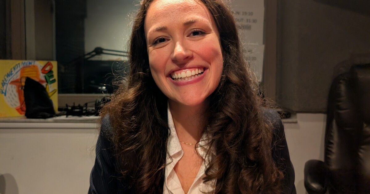 FGCU grad delivers keynote address at 2026 Southwest Florida Model UN | WGCU News