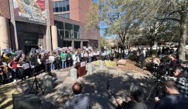 Debate grows over Florida proposal to tighten rules for public employee unions