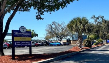 Undivided attention: ‘Unplugged’ initiative reshapes Lee County’s classroom culture | WGCU News