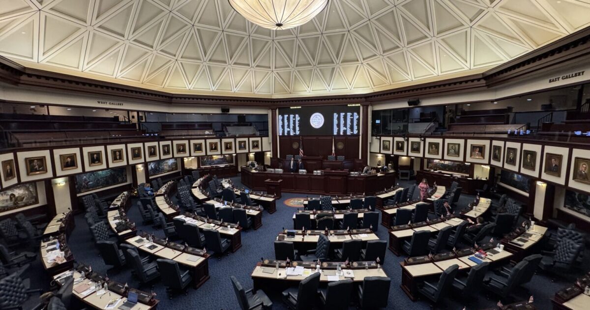 Union decertification bill clears Florida Senate