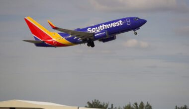 FLL bound flight diverted to Atlanta after passenger disturbance