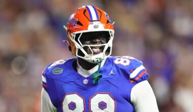 Florida DT Caleb Banks broke his foot at combine