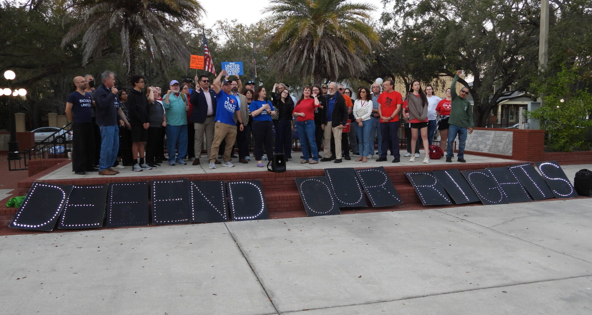 Bill targeting unions heads to Senate floor despite outcry