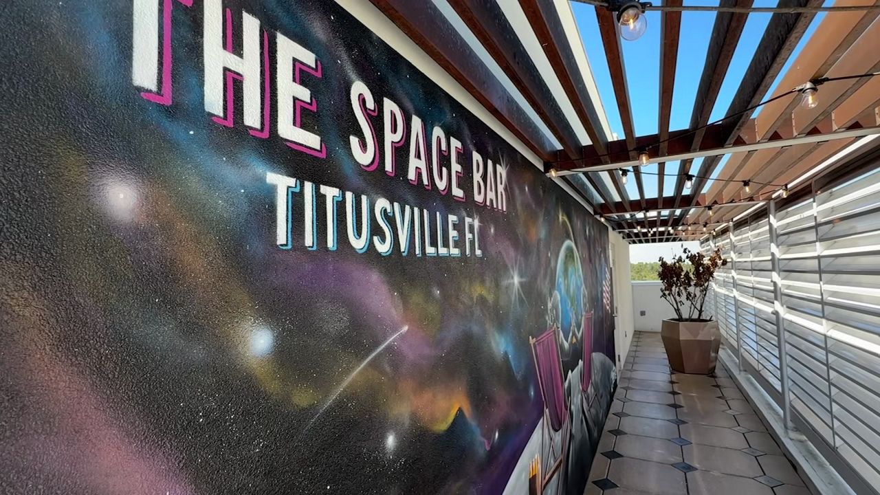 Space Coast hotels anticipating NASA's moon shot