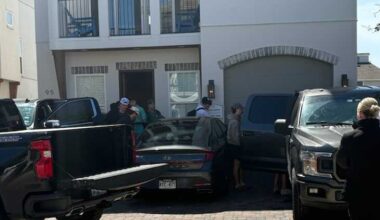 Florida sheriff's office 'pokes' fun at students on spring break