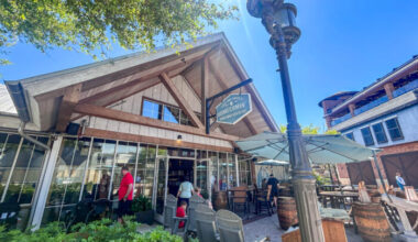 REVIEW: The NEW Must-Have Meal at Homecomin' in Disney Springs