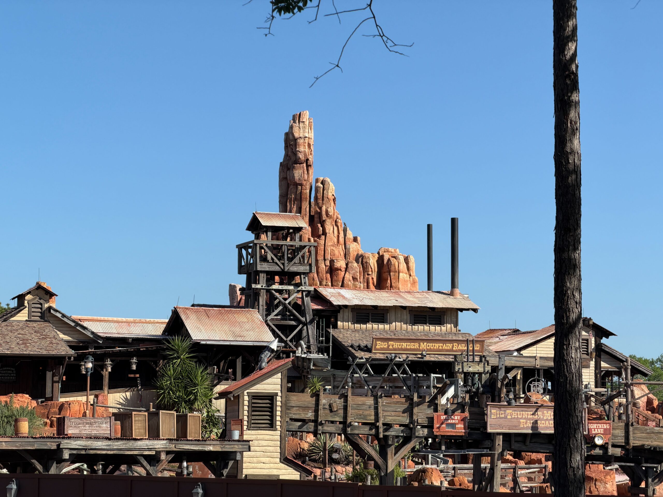 Scaffolding is gone from the queue building of Big Thunder Mountain Railroad at Magic Kingdom.