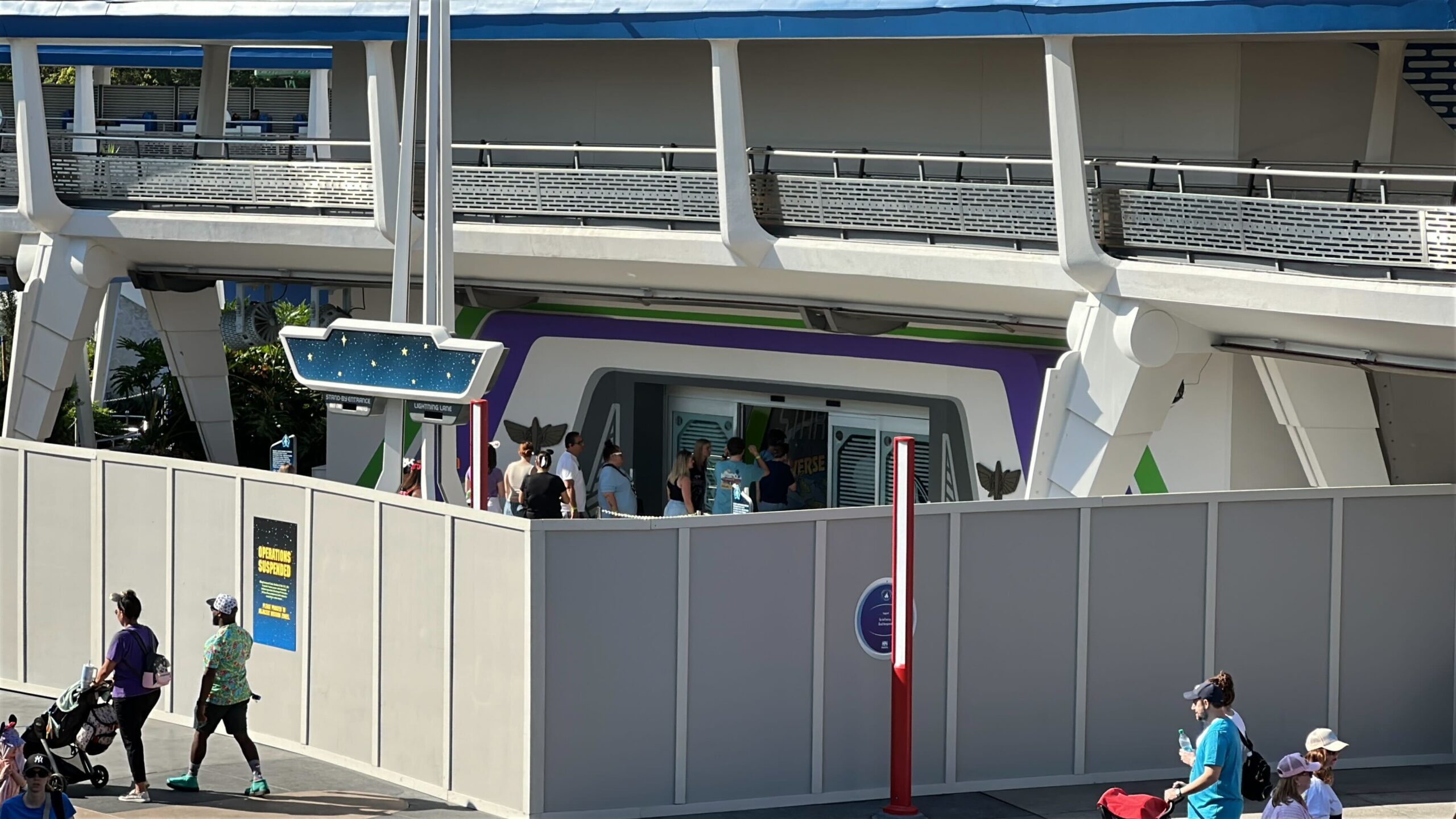 Star Command Logo Added to Buzz Lightyear's Space Ranger Spin Entrance