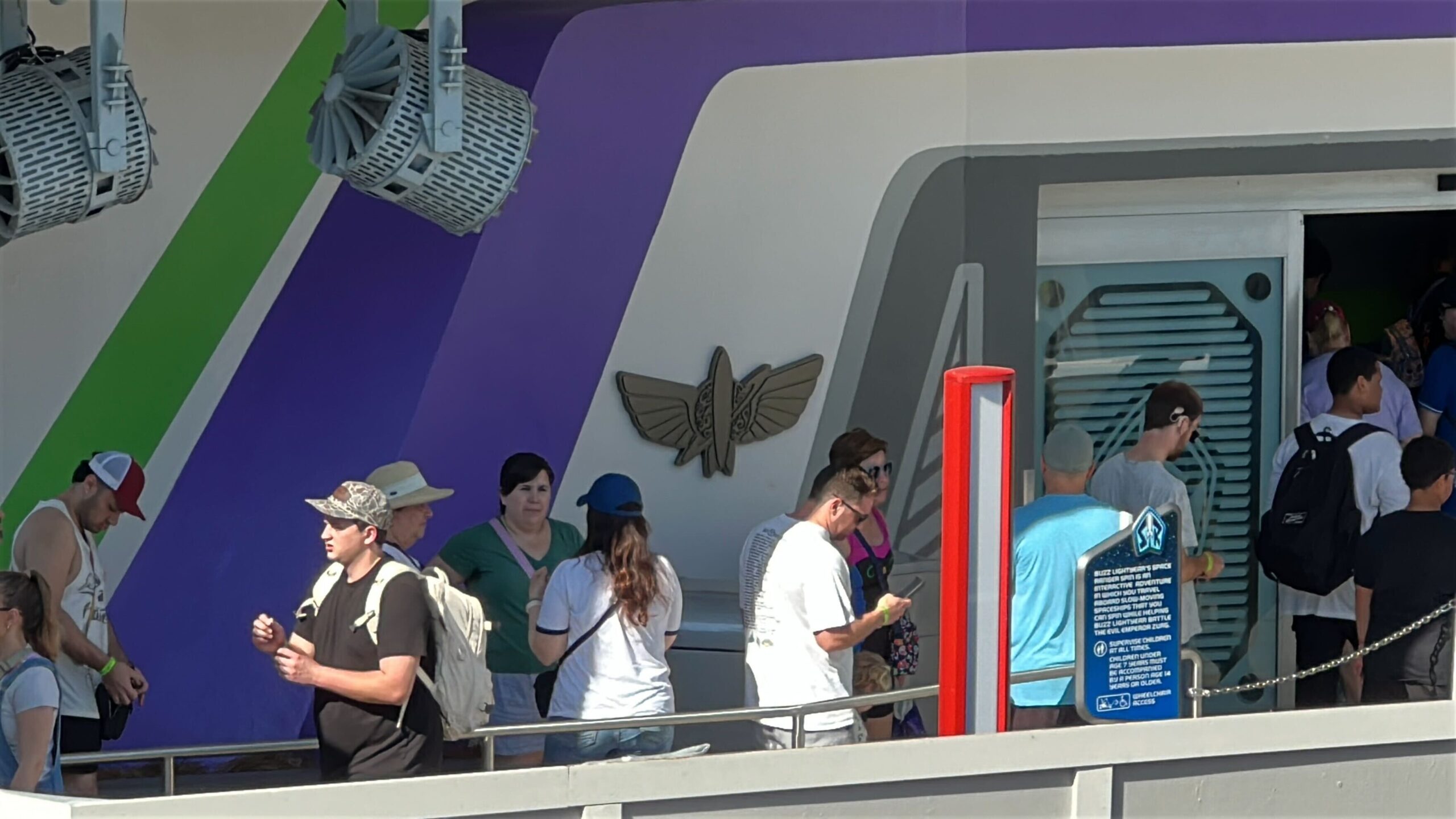 Star Command Logo Added to Buzz Lightyear's Space Ranger Spin Entrance