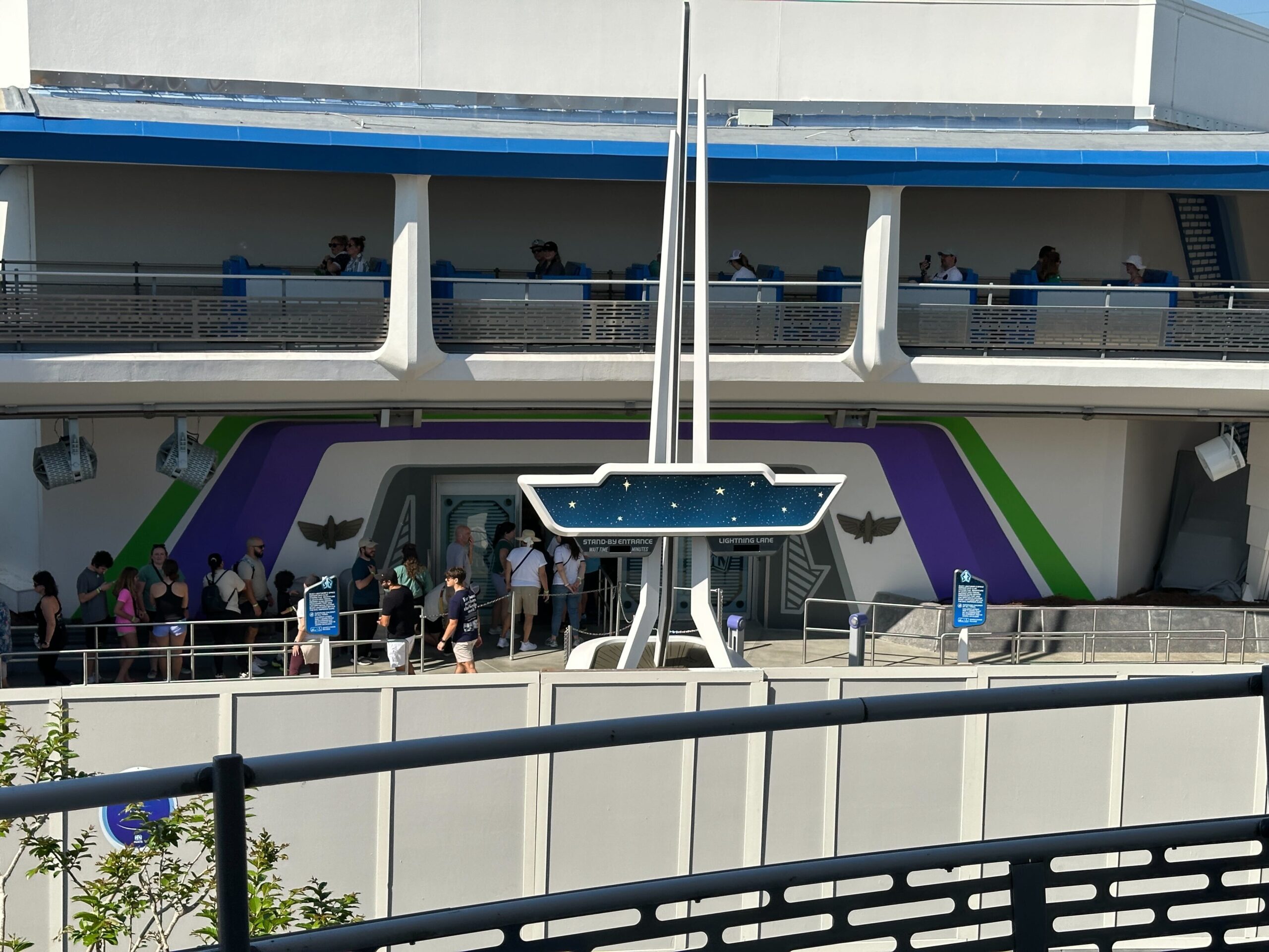 Star Command Logo Added to Buzz Lightyear's Space Ranger Spin Entrance
